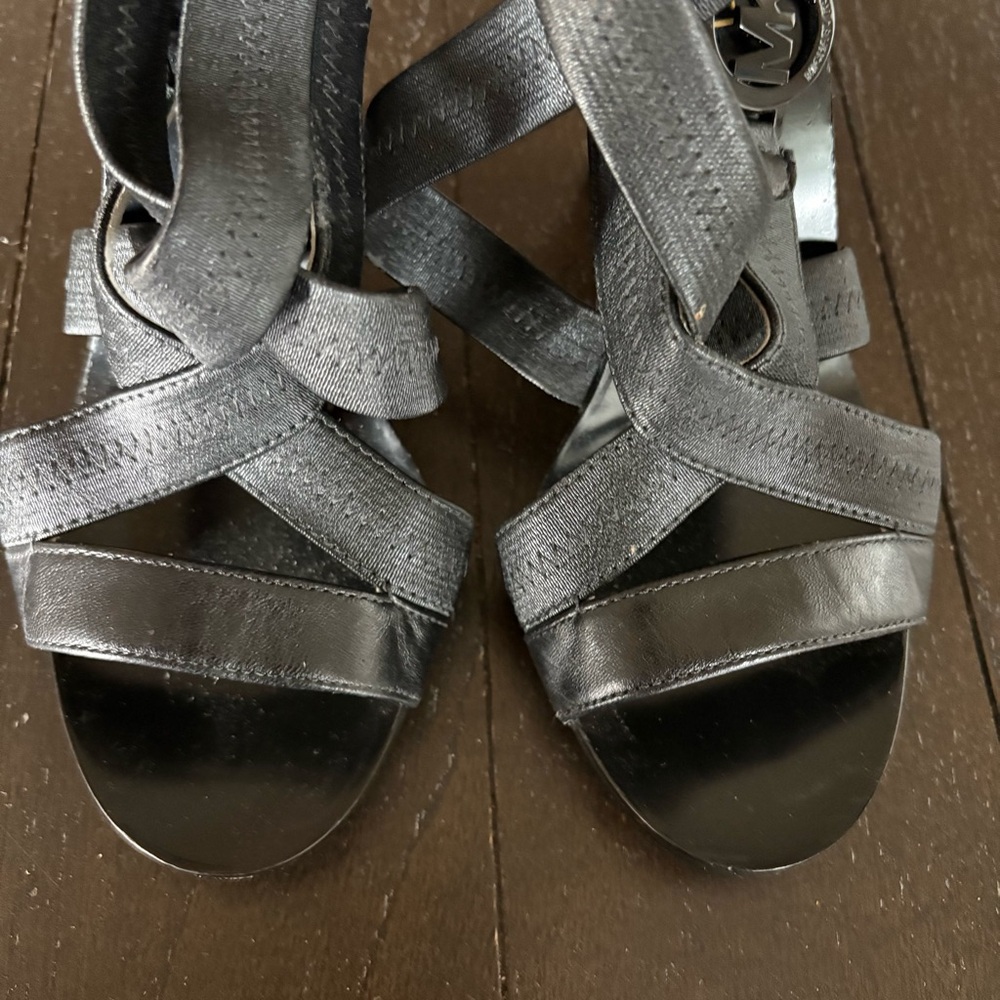 MMK MICHAEL Michael Kors Black Leather Strappy Sandals Heels Sexy Size 7.5‎ - Picture 6 of 12